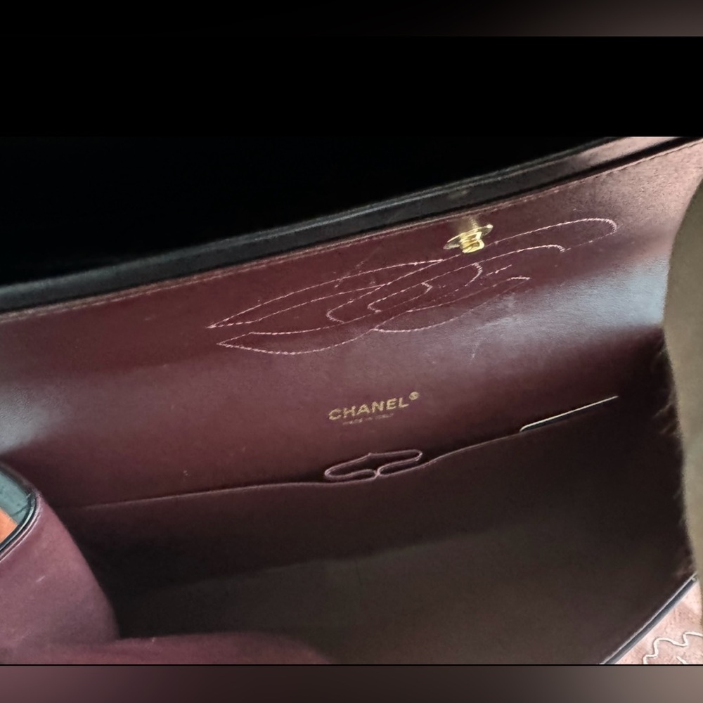 Authantic CHANEL Chanel Classic Maxi Double Flap Bag - Picture 13 of 16